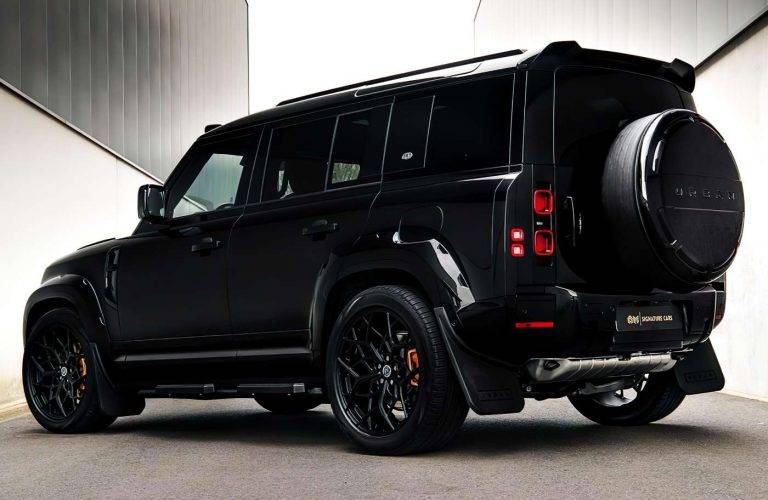Santorini-Black-Urban-Land-Rover