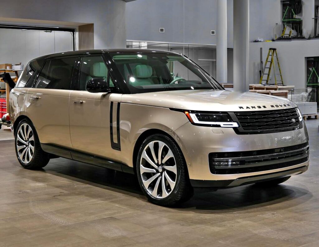 2025 Range Rover Autobiography LWB Sunset Gold: Unrivaled...