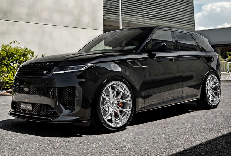 Range Rover Sport - Feature View