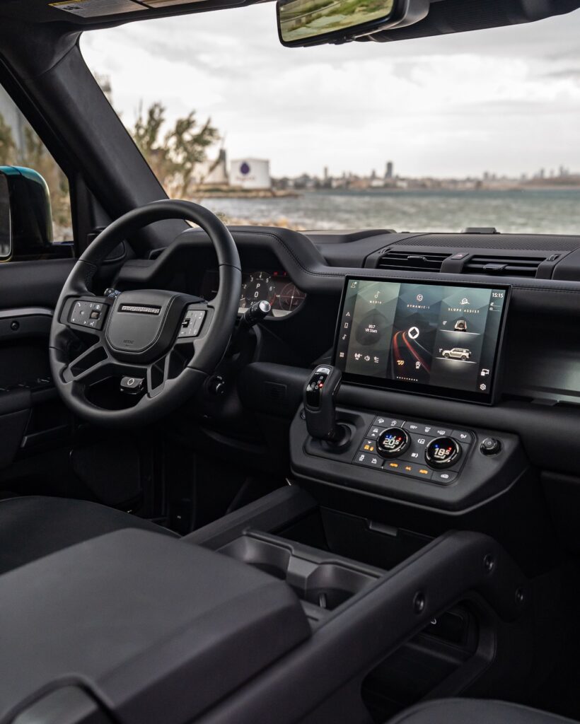 Land Rover Defender OCTA 2025: The Brutish Icon Gets Hype...