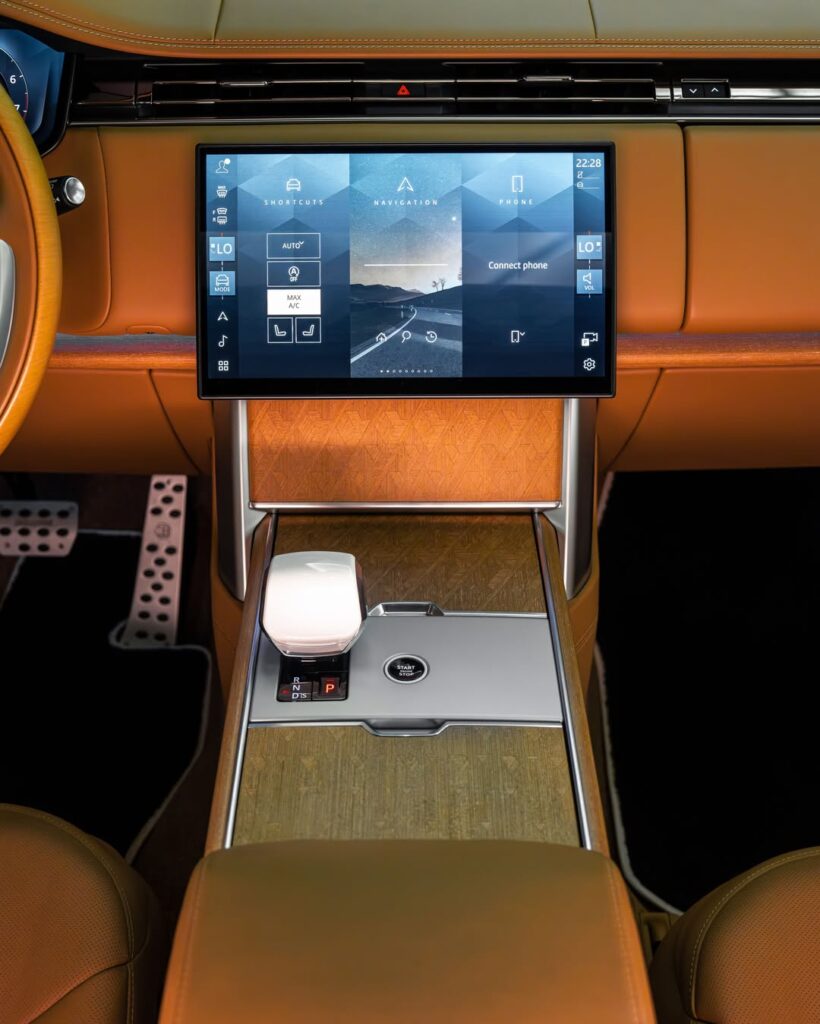 2026 Brabus Range Rover SV P615: Opulence Unleashed or Ov...