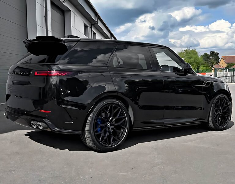 Full Black Range - Feature View