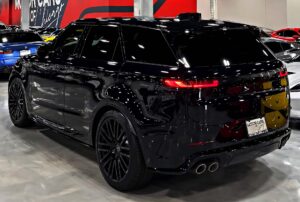 Range Rover Sport - Feature View