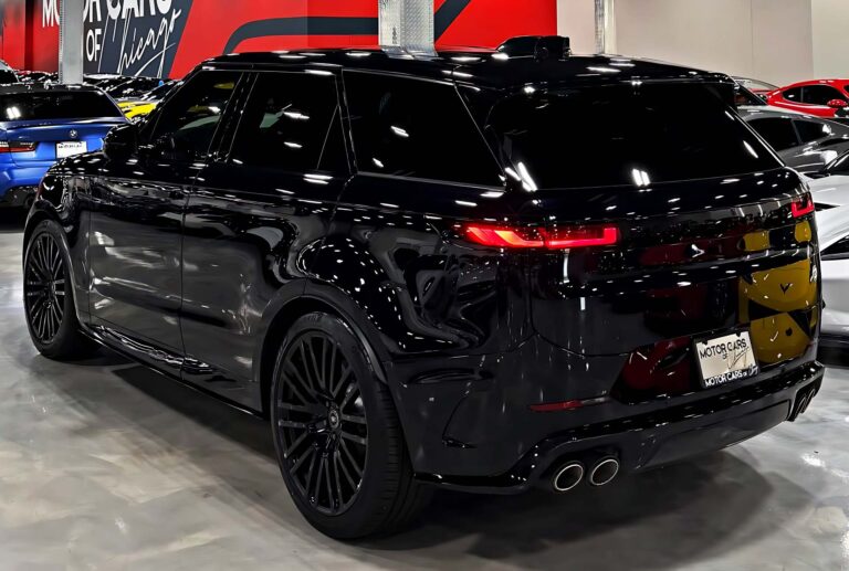 Range Rover Sport - Feature View
