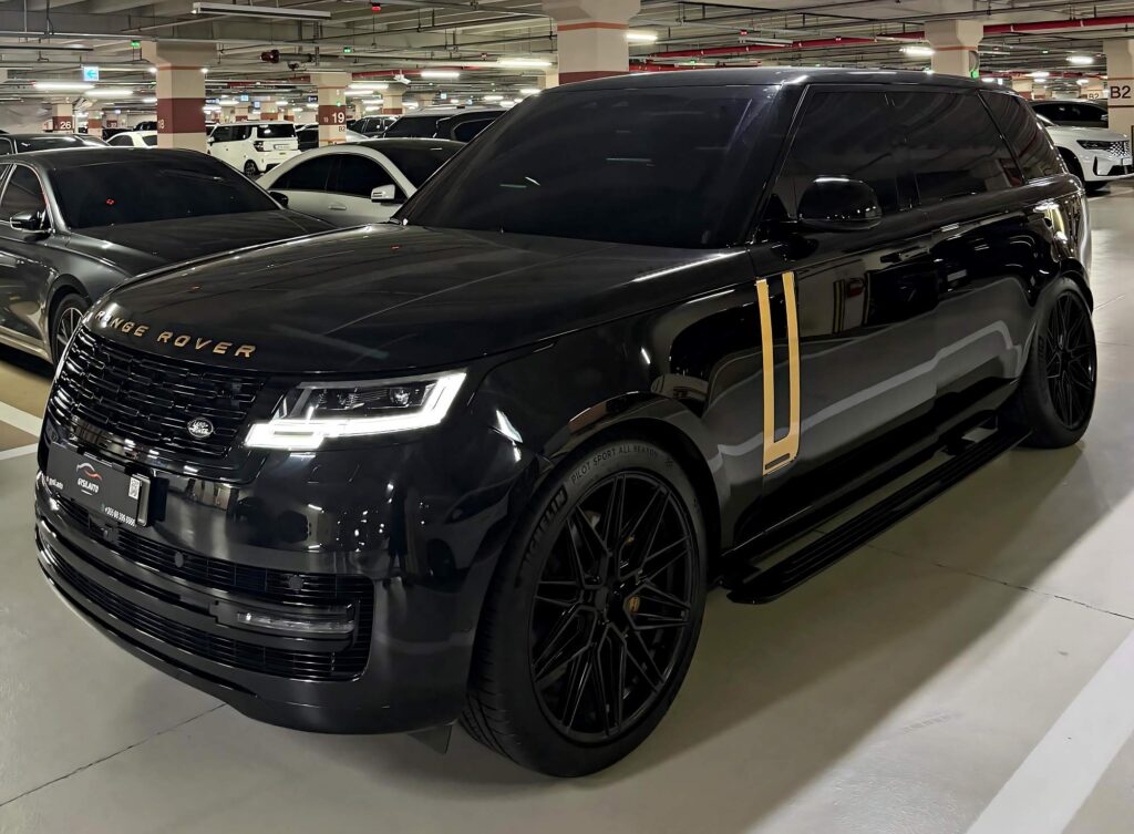 Range Rover D350 - Feature View