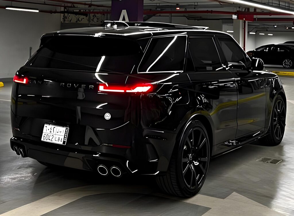 Range Rover Sport - Feature View